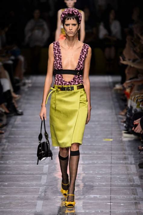 prada sfilata primavera estate 2019|prada dresses 2021.